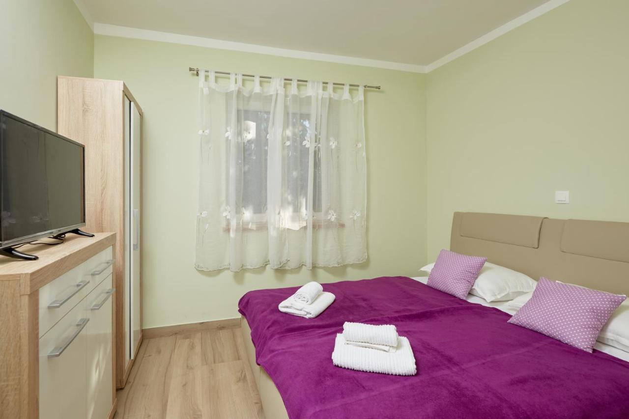 Apartments Nika Turanj Room photo
